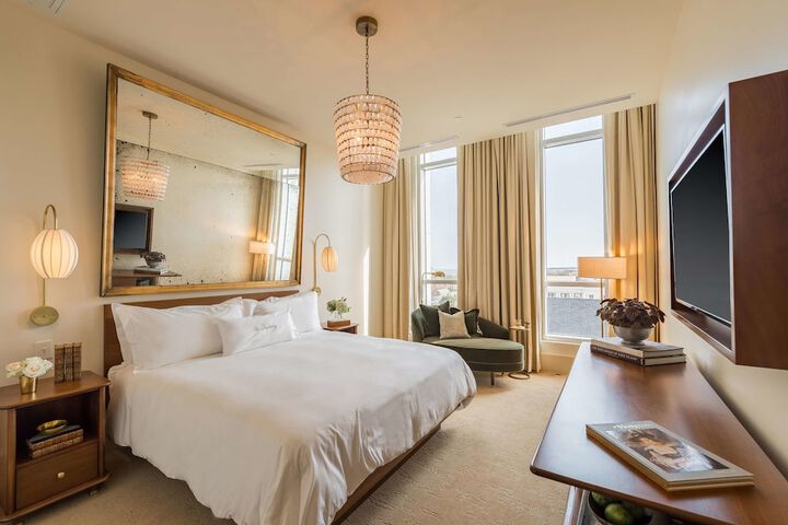 Room 40 of 57