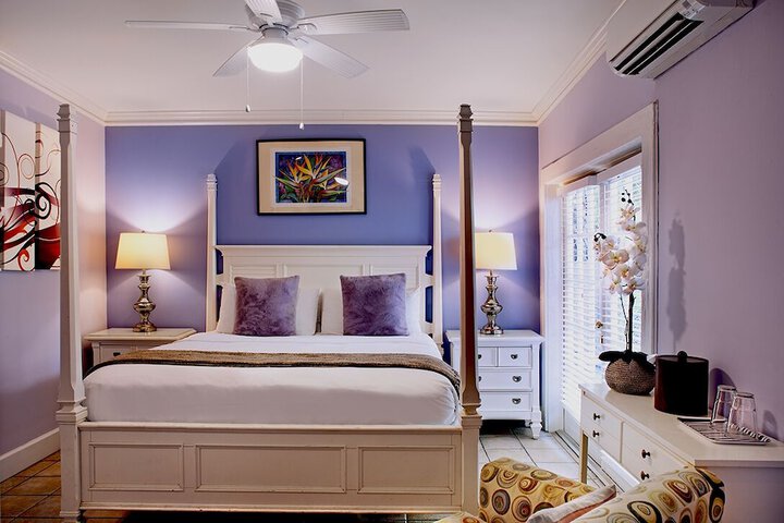 Room 13 of 47