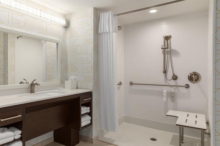 Home2 Suites by Hilton Bowling Green Hotel