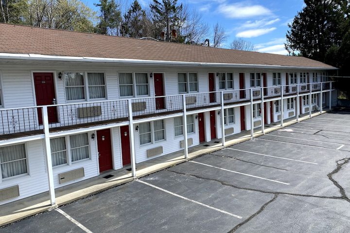 Economy Lodge