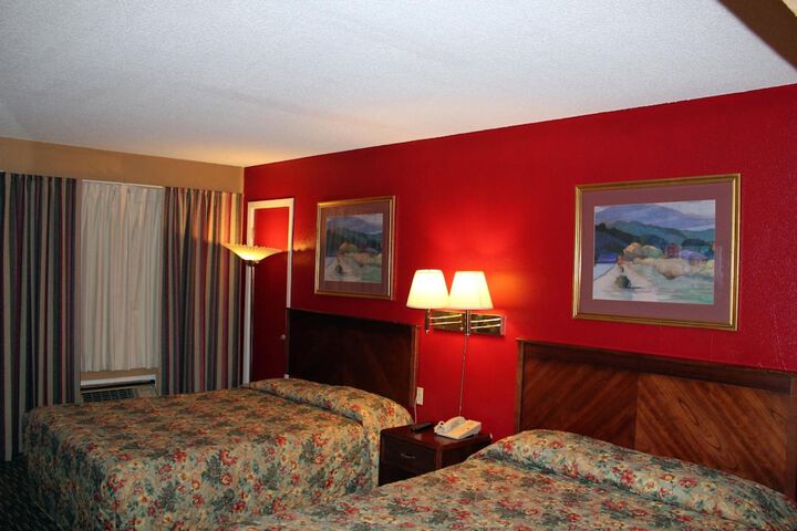 Room 13 of 31