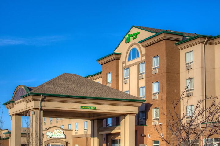 Hotel 5 of 40