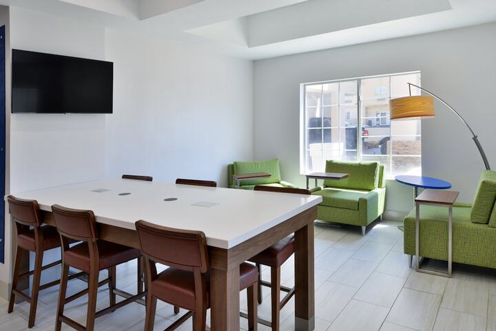 Holiday Inn Express & Suites Carthage by IHG