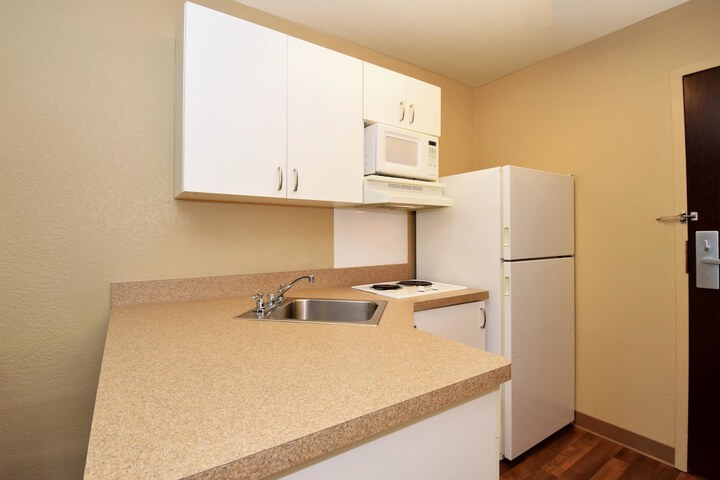 EXTENDED STAY AMERICA - LOS ANGELES - WO