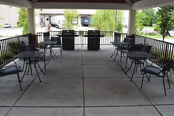 Property Grounds 44 of 44