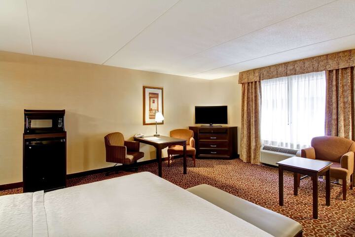 Room 20 of 33
