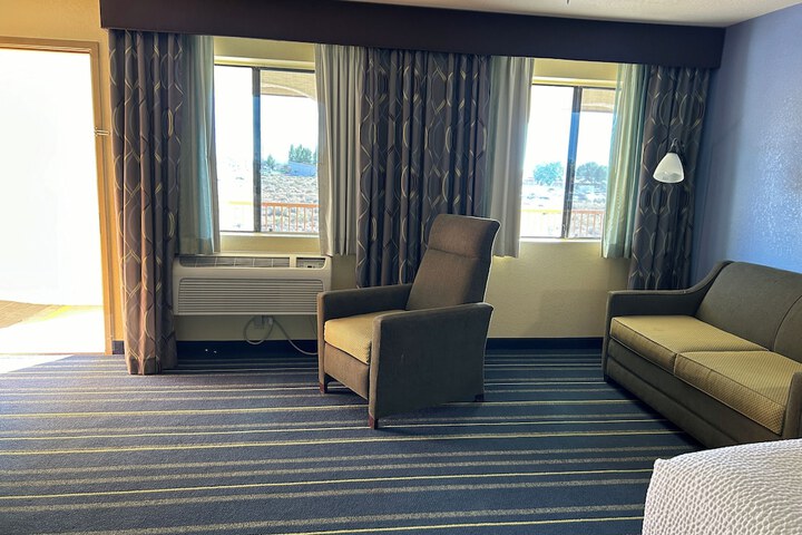 Days Inn by Wyndham Holbrook
