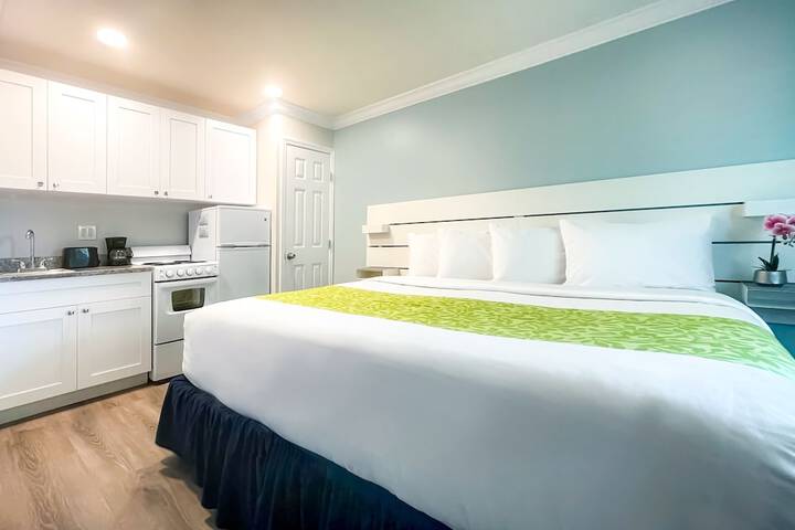 Room 82 of 139
