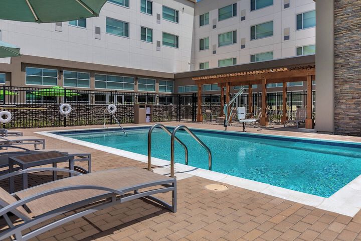 Pool 4 of 31