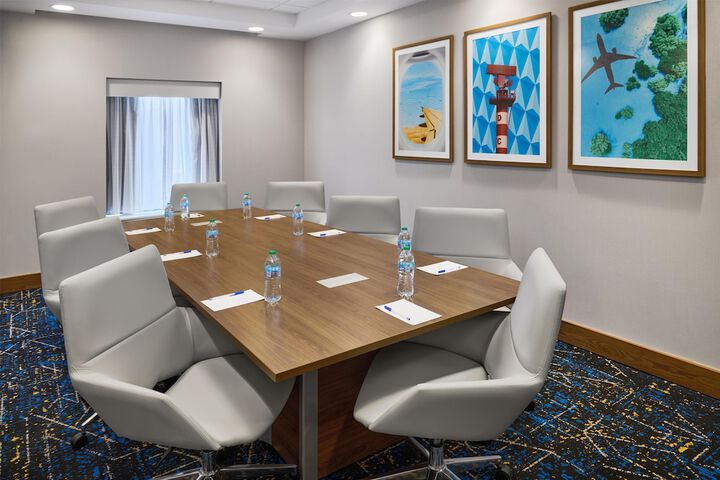 Hampton Inn & Suites Syracuse North Airport Area