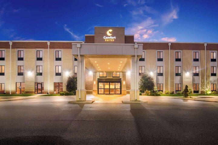 Hotel 5 of 41