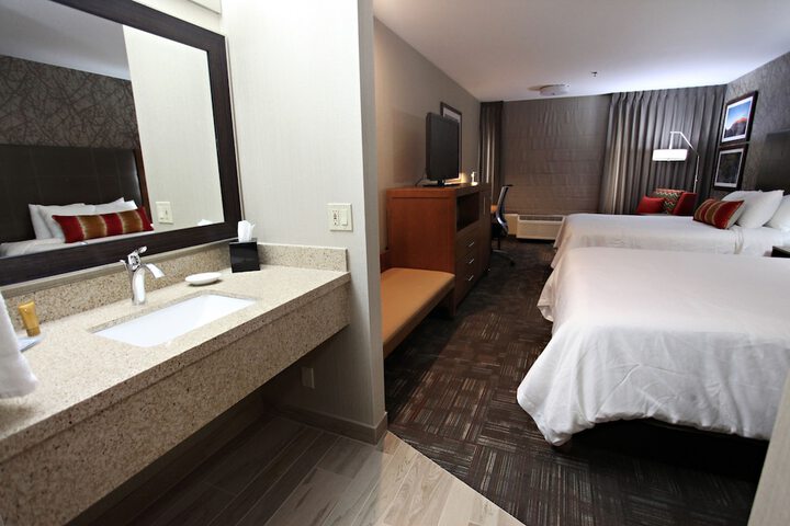 Room 16 of 31