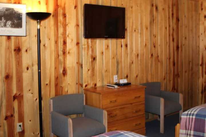 Room 3 of 18