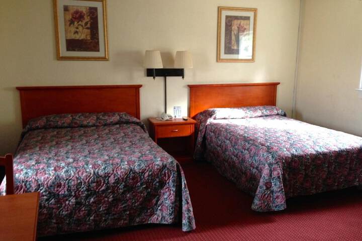 Room 8 of 25