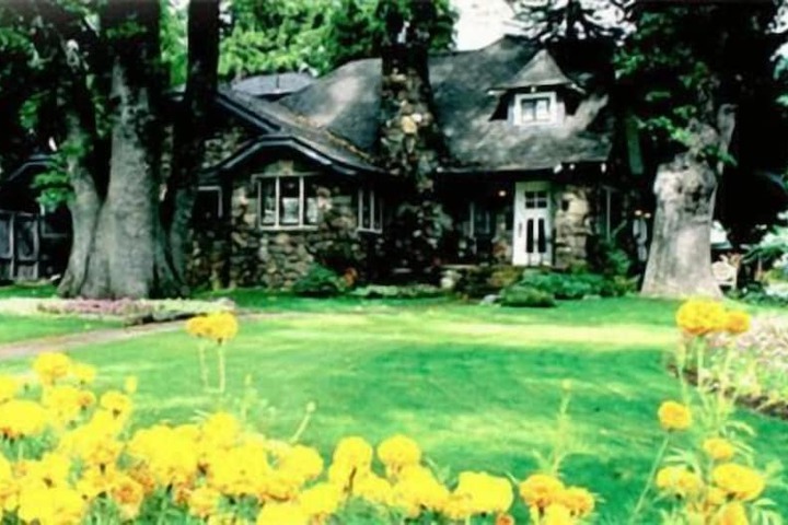 Strawberry Valley Inn