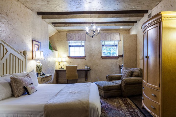 The Inn at Leola Village a Historic Hotel of America