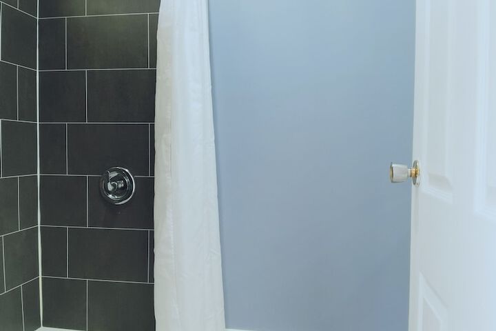 Room 78 of 153