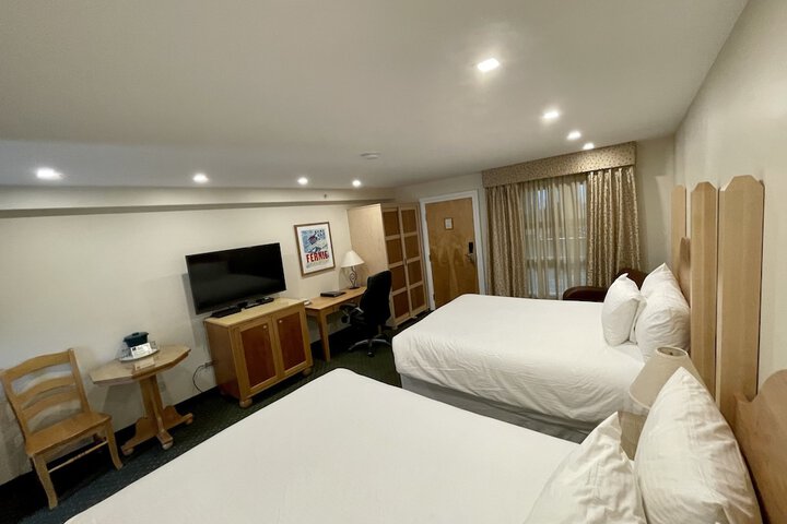 Room 31 of 61