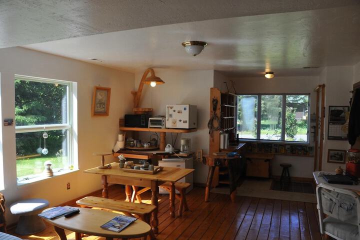 Room 16 of 30