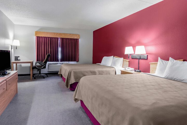 Rodeway Inn Hesston
