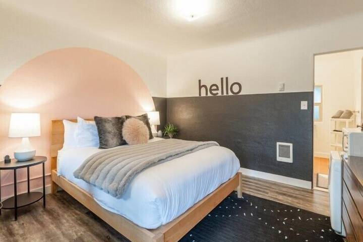 b.side motel + rv