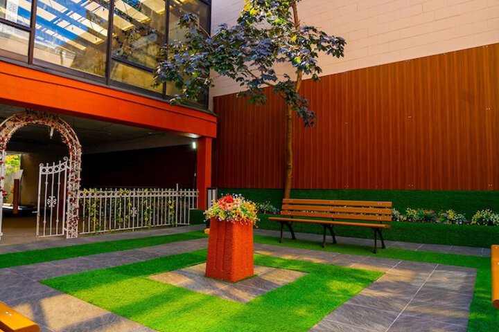 Hotel Exterior 83 of 90