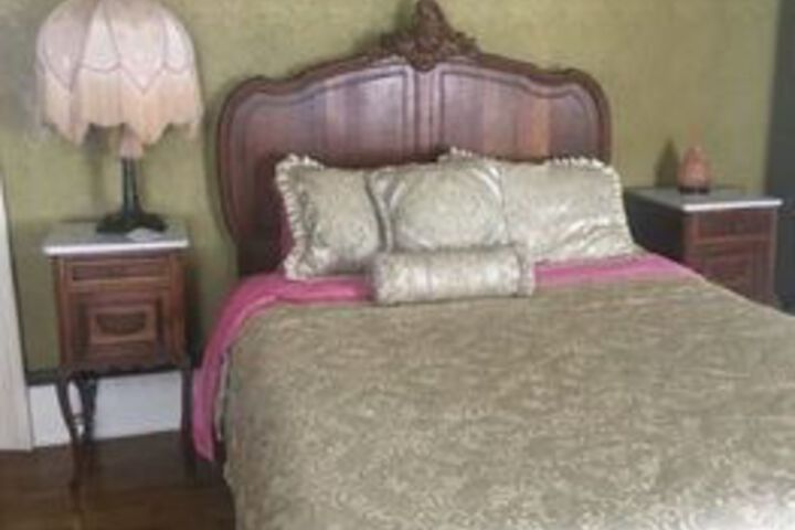 Nicki Lee Mansion