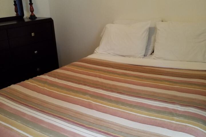 Room 73 of 127