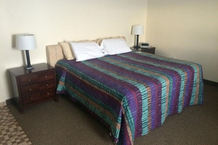 Candlestone Resort