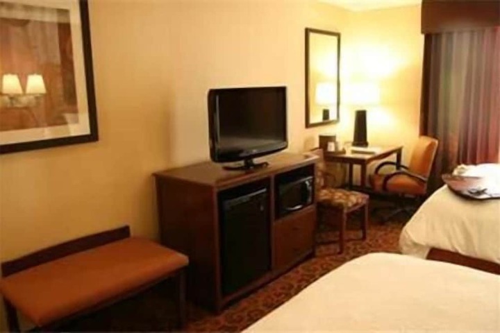 Room 12 of 21