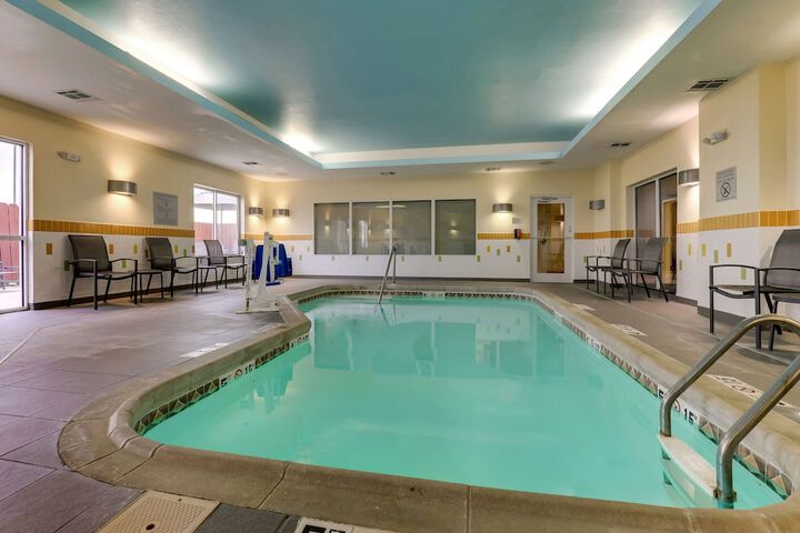 Fairfield Inn & Suites Hutchinson