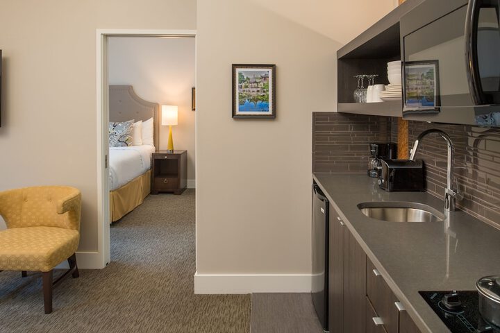 Room 49 of 62