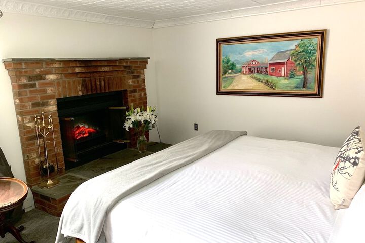 Room 11 of 44