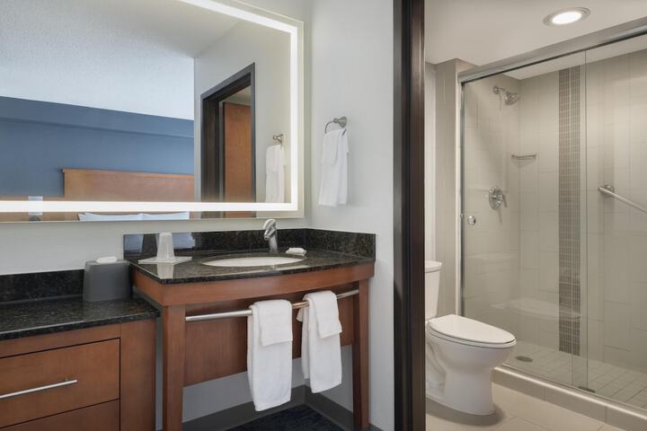 Hyatt Place Sacramento / Rancho Cordova