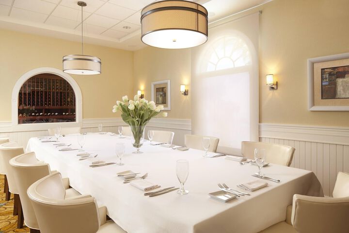 Dining 78 of 106