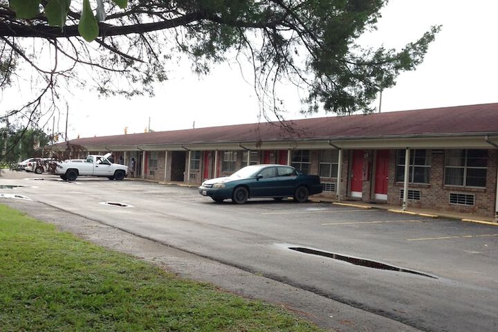 Hotel 7 of 37