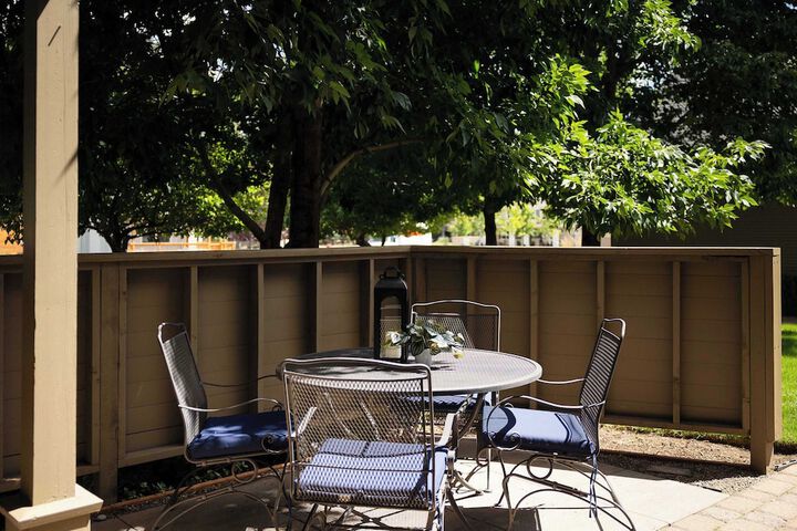 Cascade Cottage Stay for 6