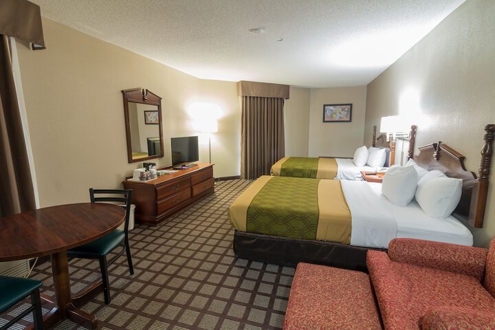 Room 9 of 36