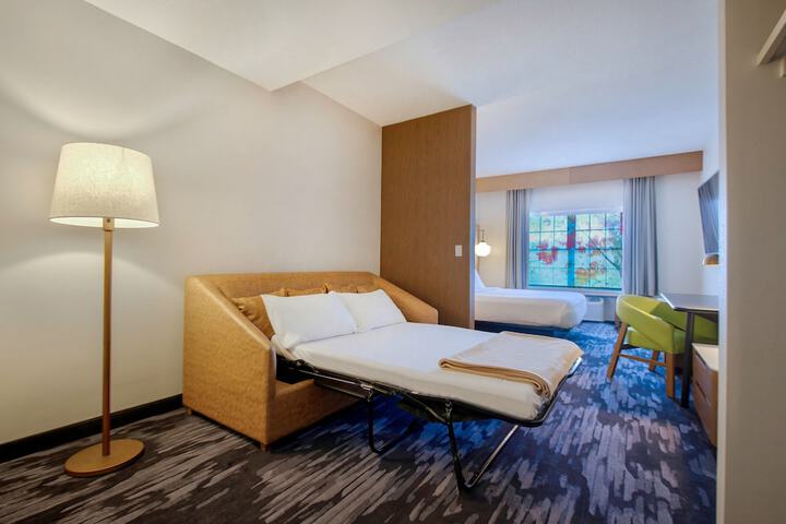 Room 26 of 48
