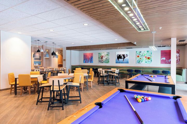 Fairfield Inn & Suites by Marriott Fair Oaks Farms