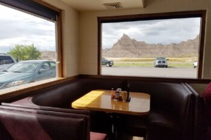 Badlands Inn