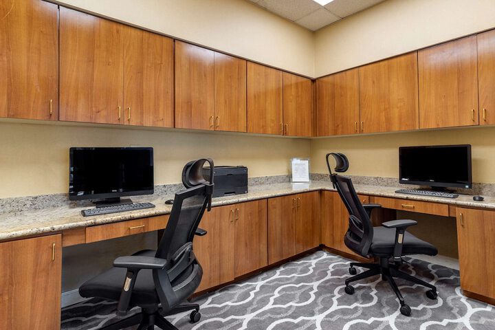 Business Center 13 of 13