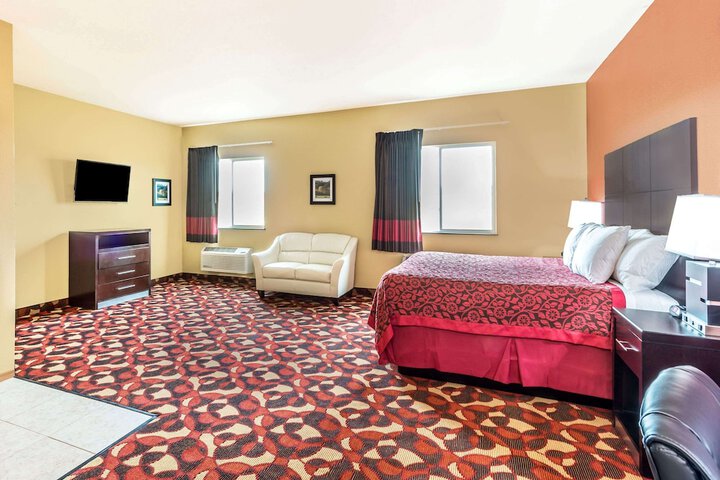 Room 14 of 21