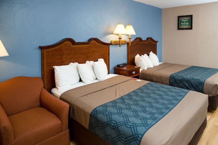 Room 32 of 56