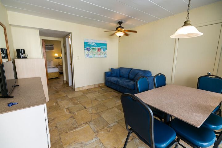Room 19 of 41