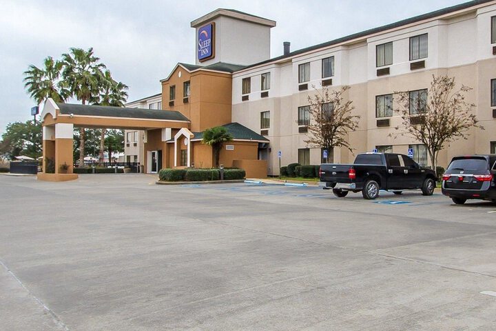 Hotel 2 of 38