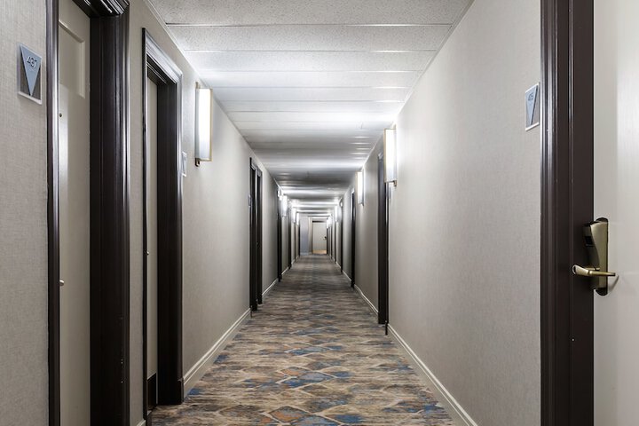 Ballroom/Hall 39 of 40