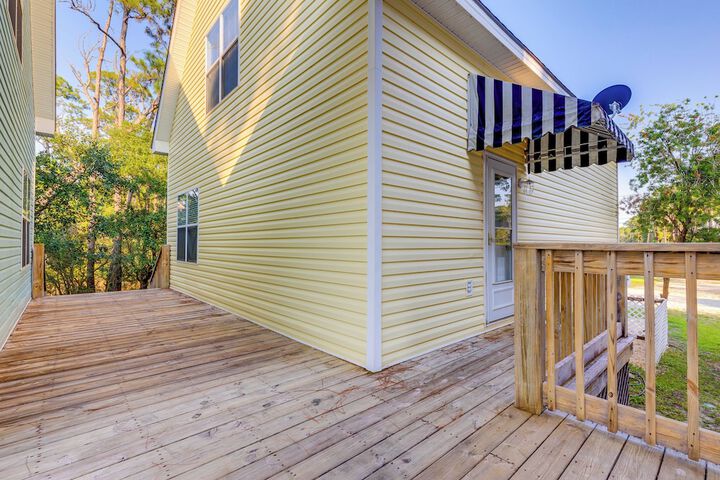Creekfront Dauphin Island Cottage: Walk to Gulf!