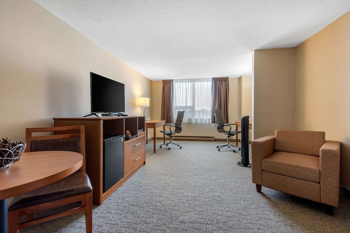 Room 18 of 26