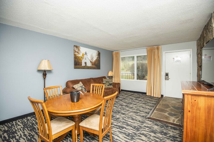Room 205 of 345